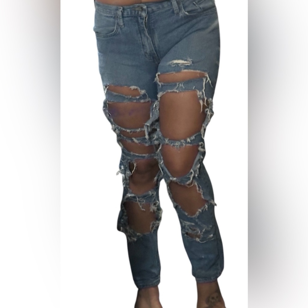 Destroyed women’s vans jeans
